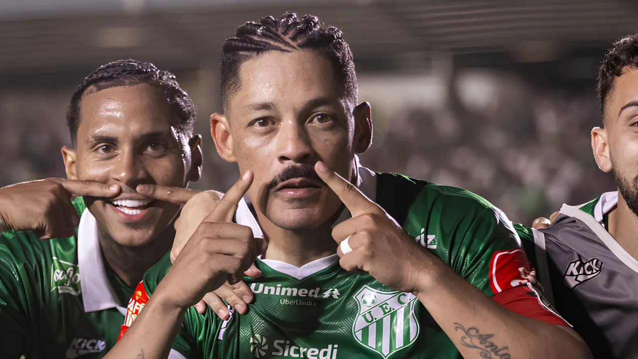 Tomas Bastos, jogador do Uberlândia