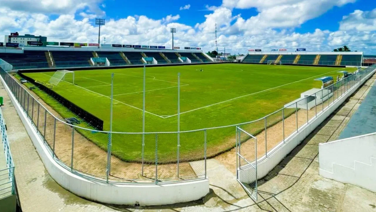 Estádio Municipal Coaracy da Mata Fonseca, palco de ASA x Uberlândia